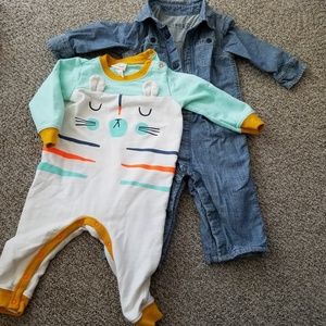 Set of two one pieces: chambray and bear